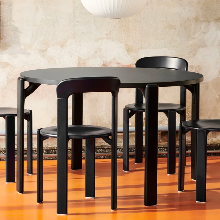 Rey Dining table, Ø 128,5 cm, deep black / laminate vulcano by HAY