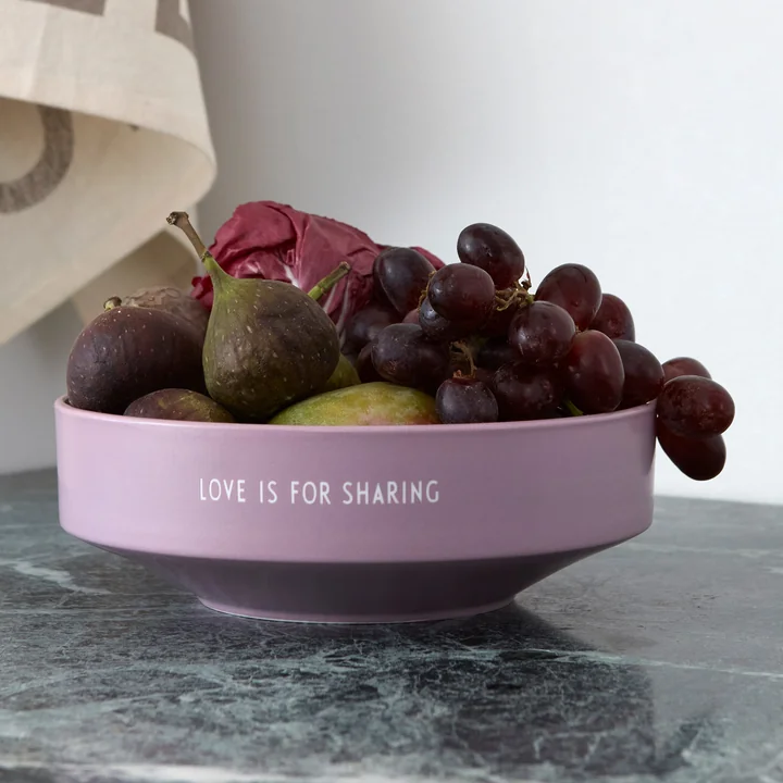 Favourite Bowl large, Ø 22 x H 7.5 cm in lavender by Design Letters