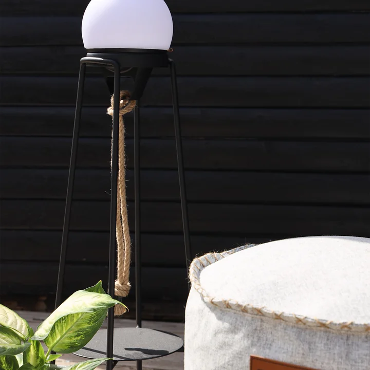 Patio Indoor / Outdoor stand, black by SACK it