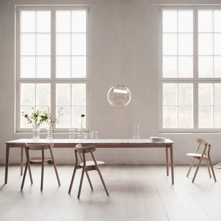 Expand Dining table from Northern