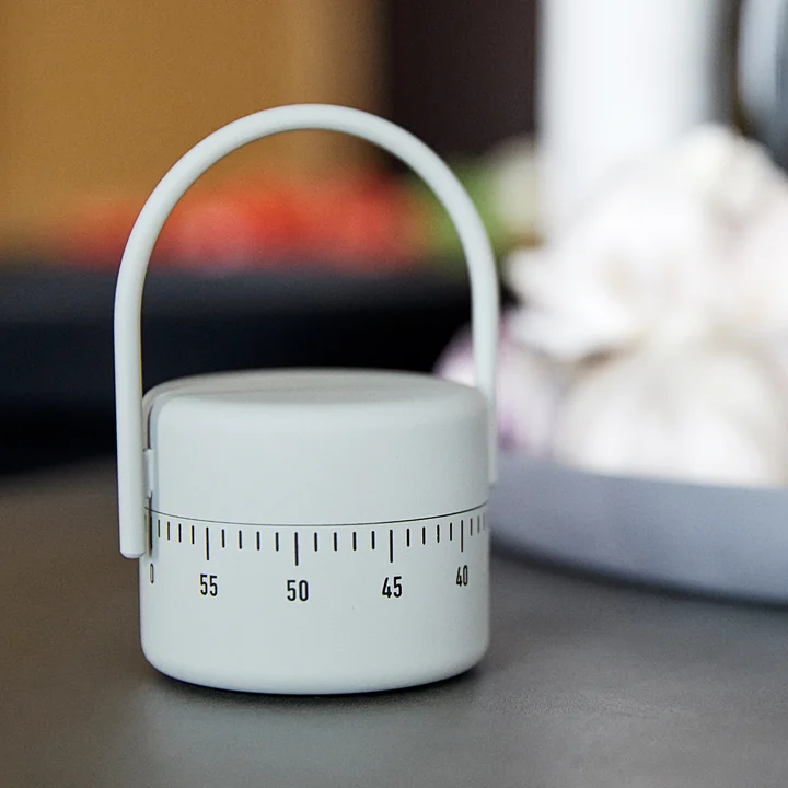 Singles Short time alarm clock with handle from Zone Denmark