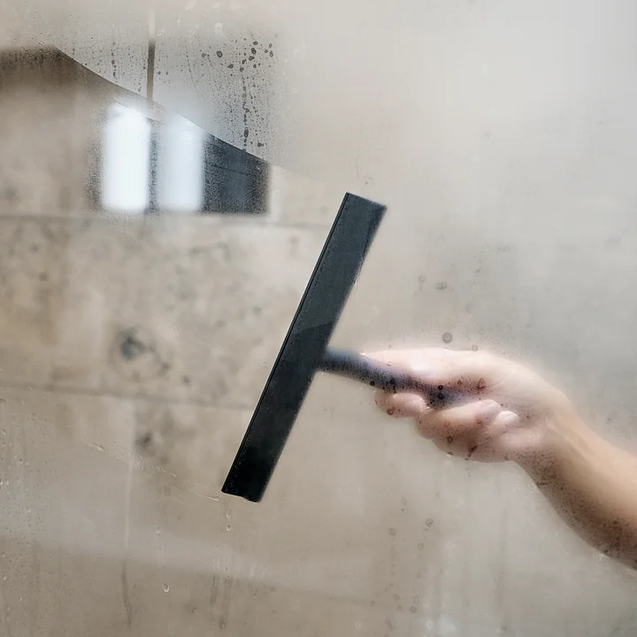 Rim Shower squeegee from Zone Denmark