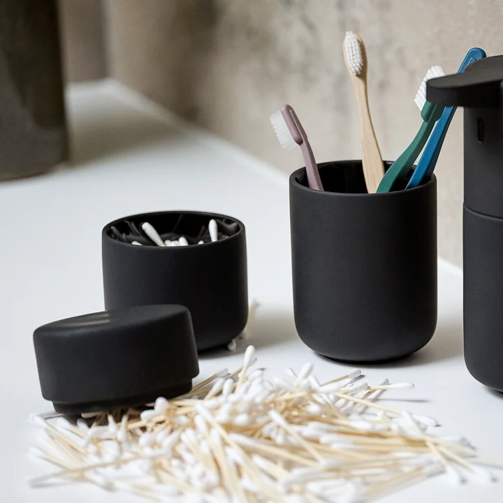 Ume Jar with lid from Zone Denmark