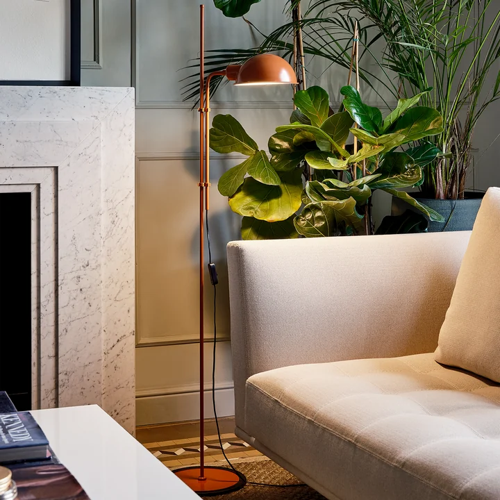 Funiculí Floor lamp, H 135 cm, terracotta by marset