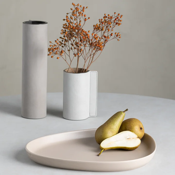Curve Stoneware Plate from Lind DNA