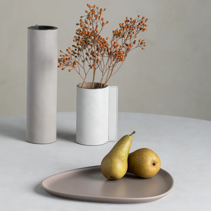 Curve Stoneware Plate from Lind DNA