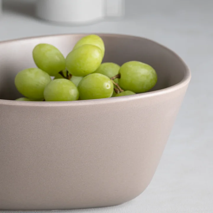 Curve Stoneware Shell from Lind DNA