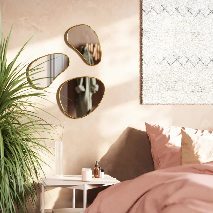 Hubba Pebble Wall mirror from Umbra