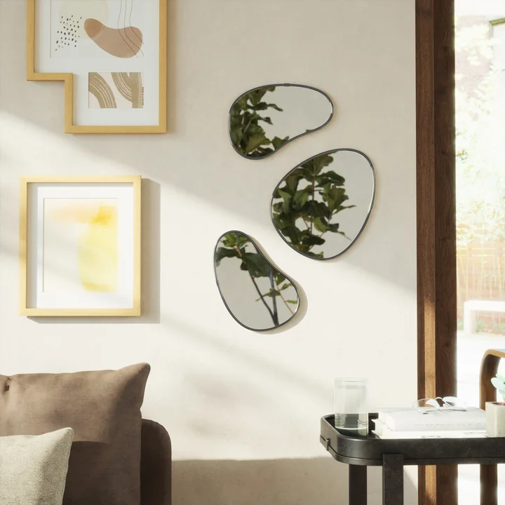 Hubba Pebble Wall mirror from Umbra