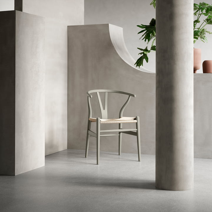 CH24 Wishbone Chair from Carl Hansen