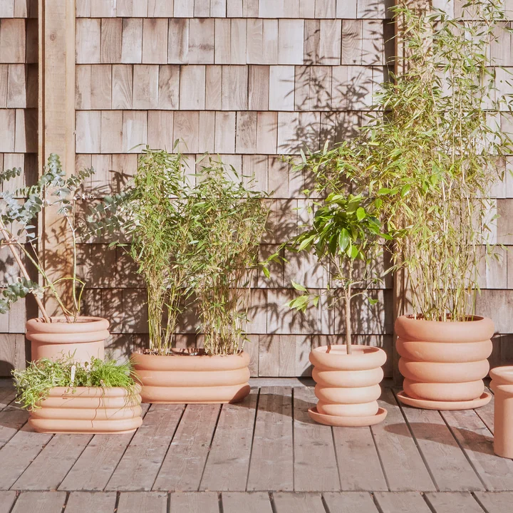Awa Outdoor Plant pot from OYOY