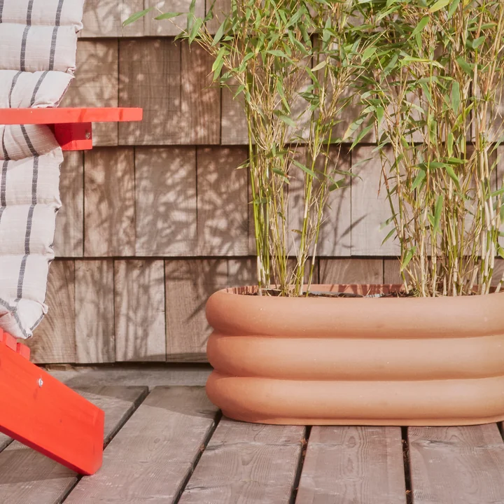 Awa Outdoor Plant pot from OYOY