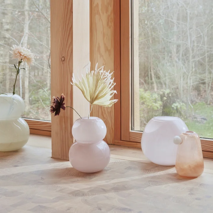 The organic Lasi vase from OYOY