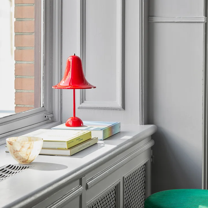 Pantop Portable LED battery light from Verpan