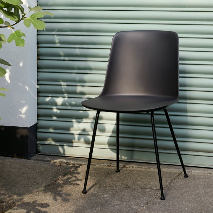 Rely HW70 Outdoor Chair, black / black from & Tradition