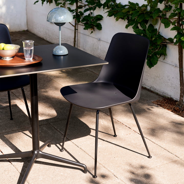 Rely HW70 Outdoor Chair, black / black from & Tradition