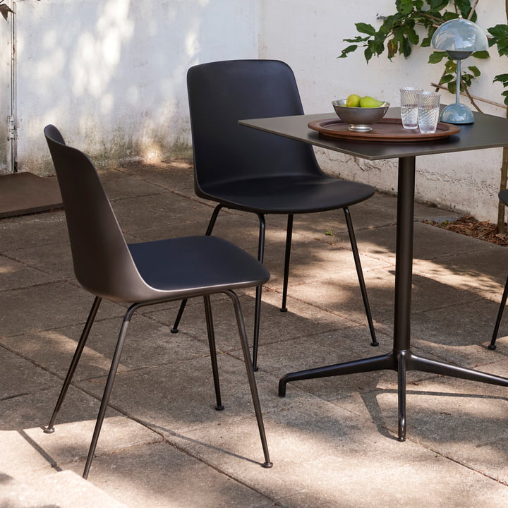 Rely HW70 Outdoor Chair, black / black from & Tradition