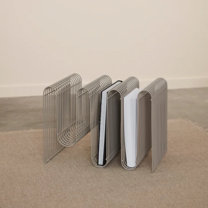 Curva Magazine holder from AYTM