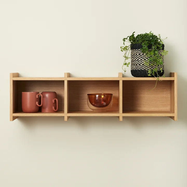 Focal Wall shelf from Hübsch Interior in the finish oak