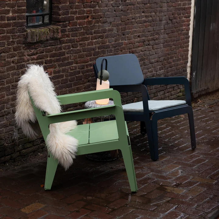 Bended Lounger Outdoor -lounger chair from Weltevree