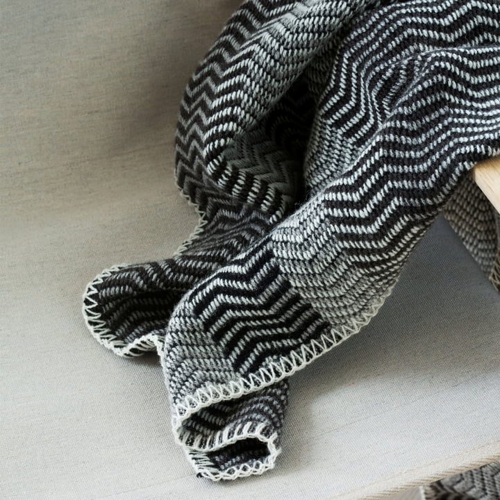 Fri Wool blanket, 150 x 200 cm, gray day by Røros Tweed