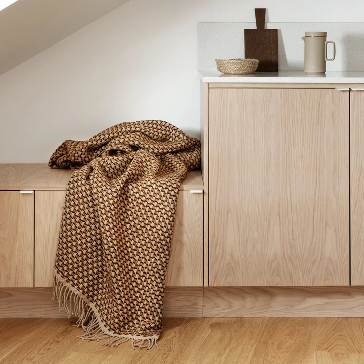 Isak Wool blanket, 150 x 210 cm, brown / beige from Røros Tweed