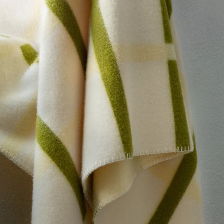 Knut Wool blanket, 135 x 200 cm, lime from Røros Tweed