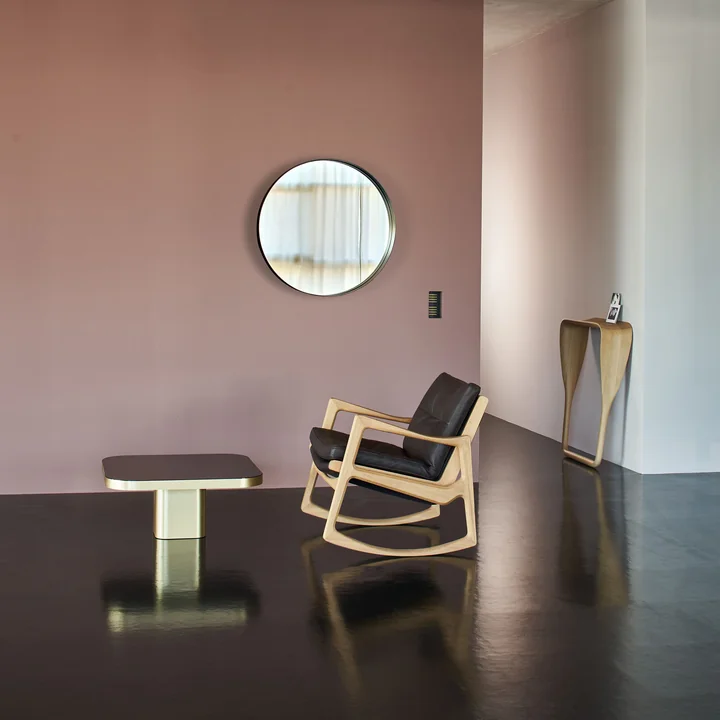 Bow coffee table from ClassiCon