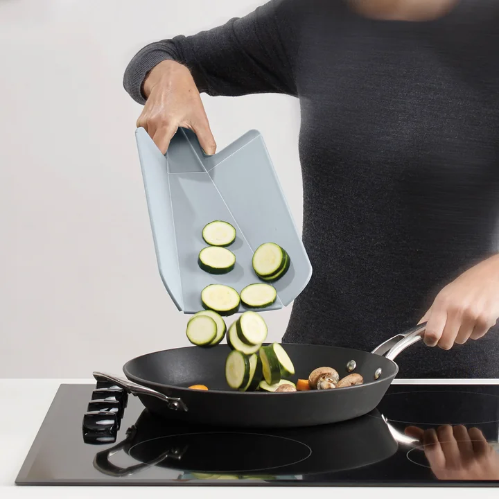 Joseph Joseph - Chop2Pot Plus, small, set of 2, sky