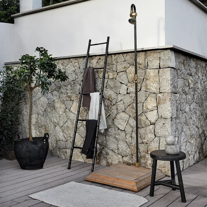 The Dacarr basket from Muubs