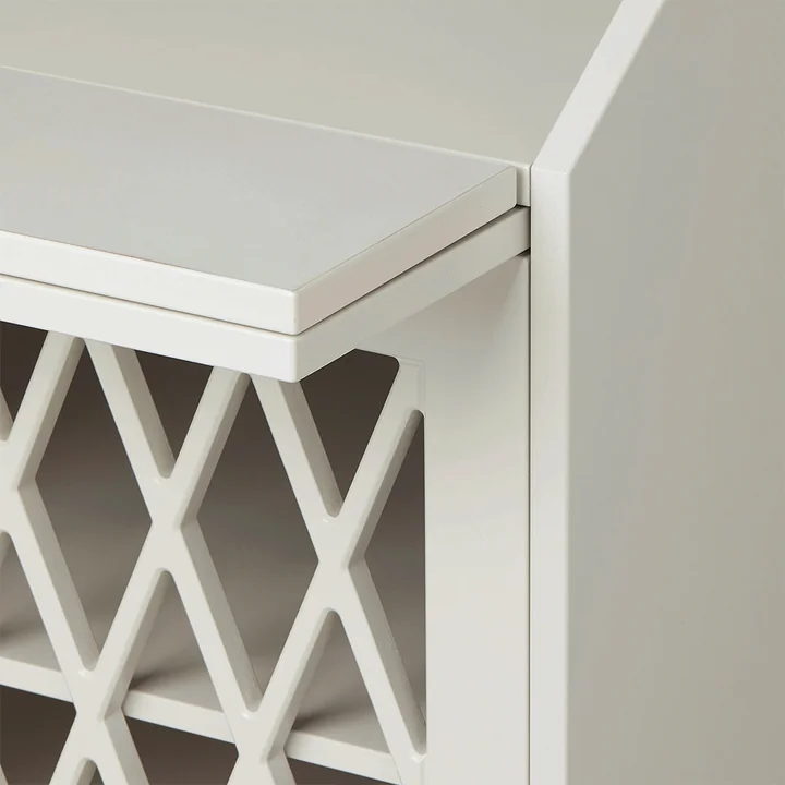 Harlequin Changing table from Cam Cam Copenhagen in the version sand