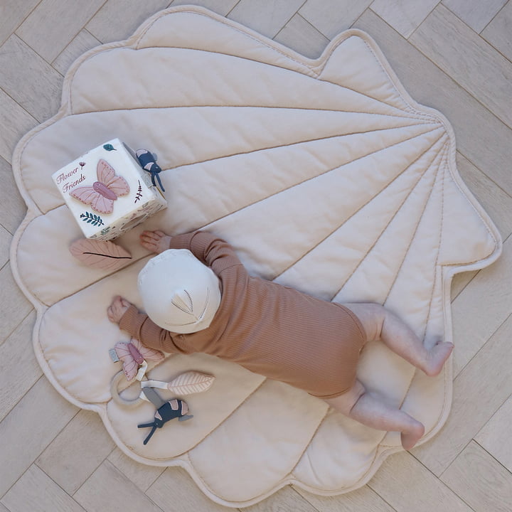 Sea Shell Play mat from Cam Cam Copenhagen in the color almond