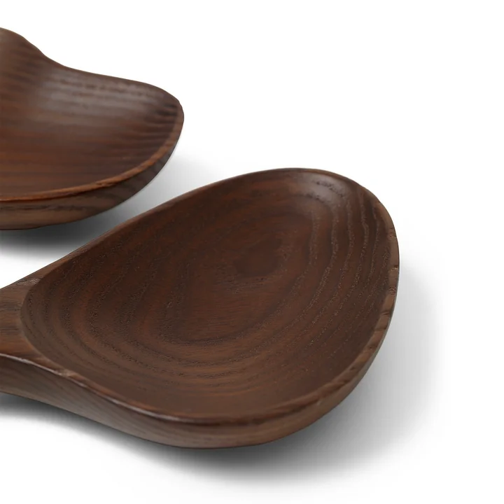 Os Salad servers from Ferm Living in color dark brown