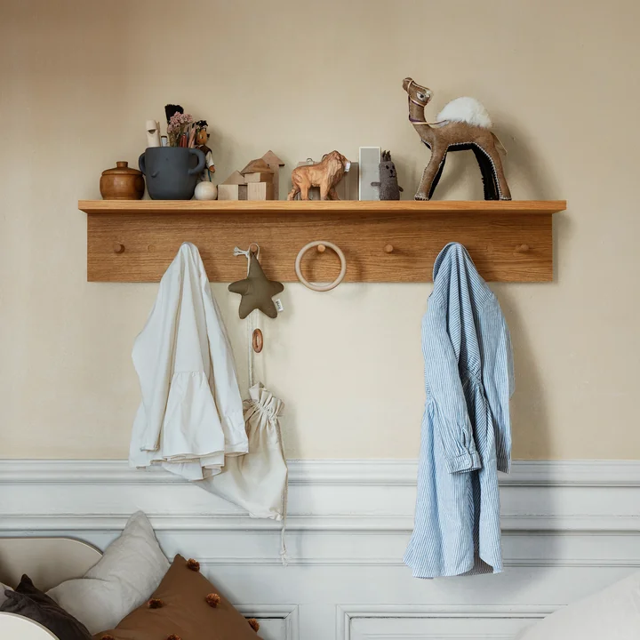 Place Wall shelf, Large, Oak and Star music box by Ferm Living