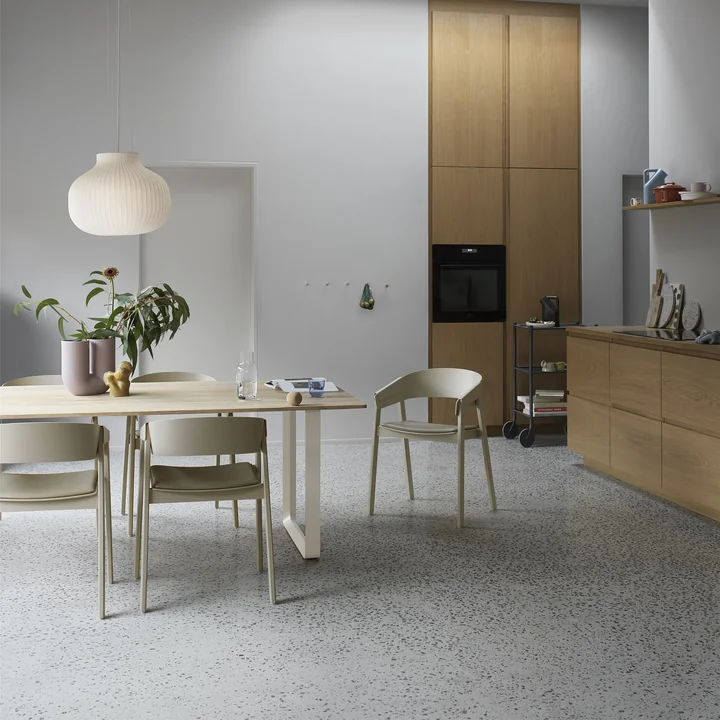 Strand Pendant light from Muuto