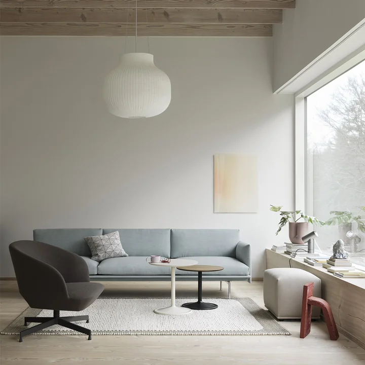 Beach pendant light Outline Sofa Soft Side table by Muuto