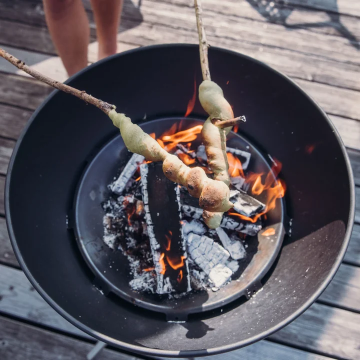 Bowl 57 Fire bowl, with tripod from höfats