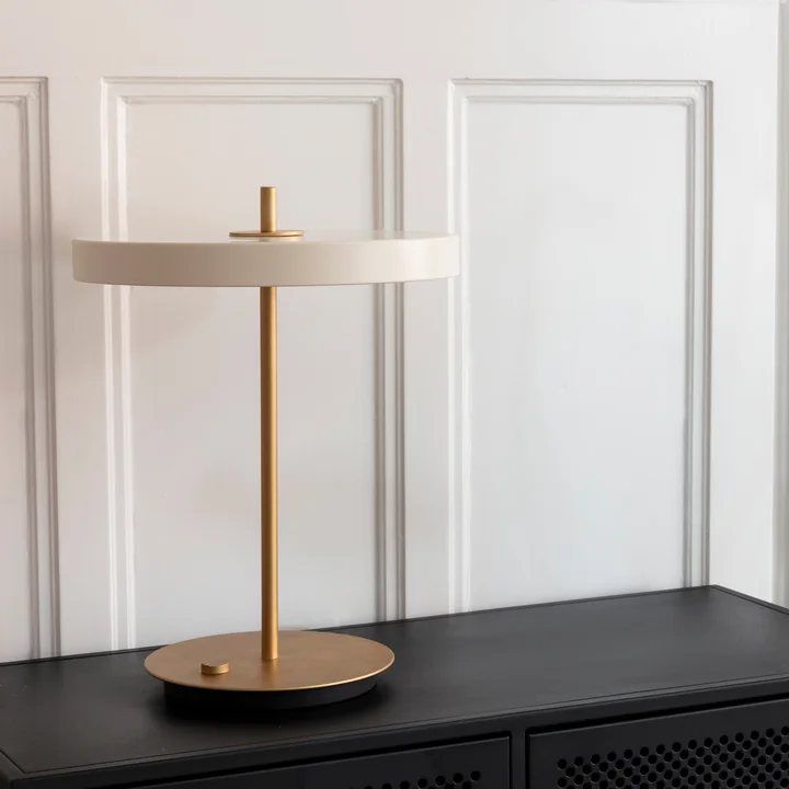 Asteria LED table lamp from Umage