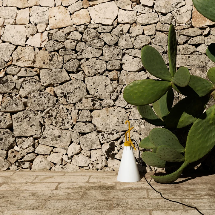 May Day Outdoor multi-purpose light from Flos