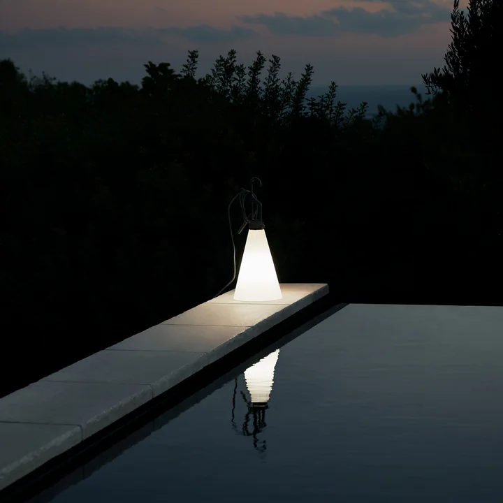 May Day Outdoor multi-purpose light from Flos