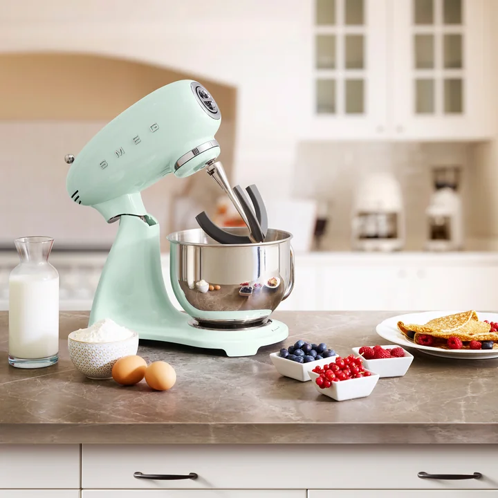 Food processor SMF06 from Smeg