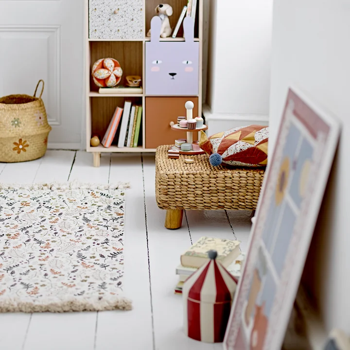 Mojo Stool, water hyacinth from Bloomingville