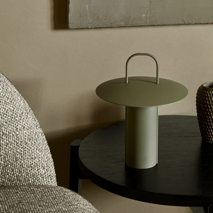 The Ray battery lamp from Audo
