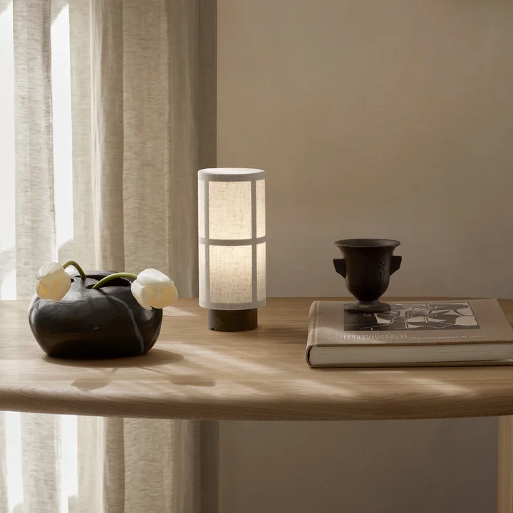 Eclipse desk from Audo