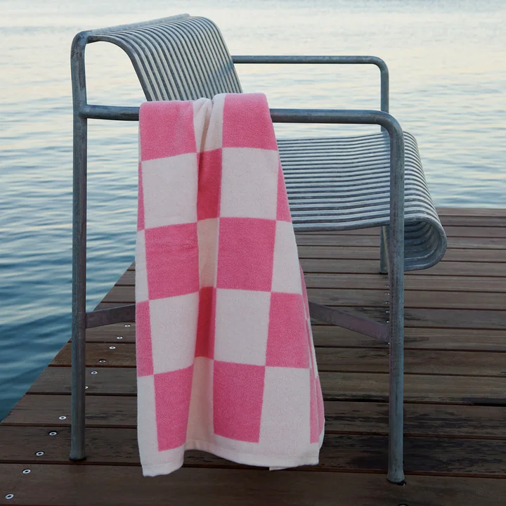 Check Bath towel, 70 x 136 cm from HAY