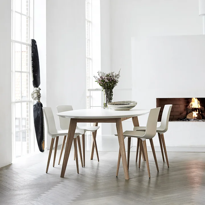 DK10 Extending table wood from Andersen Furniture