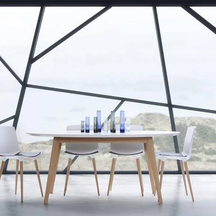 DK10 Extending table wood from Andersen Furniture