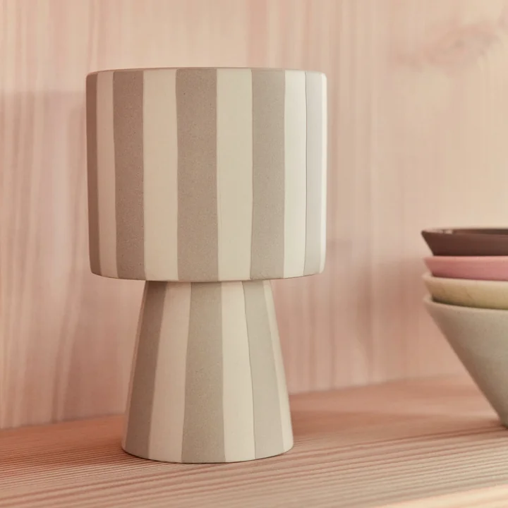 The Toppu planter from OYOY