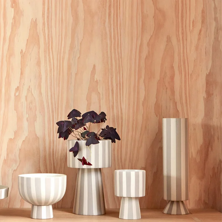 The striped Toppu vase from OYOY