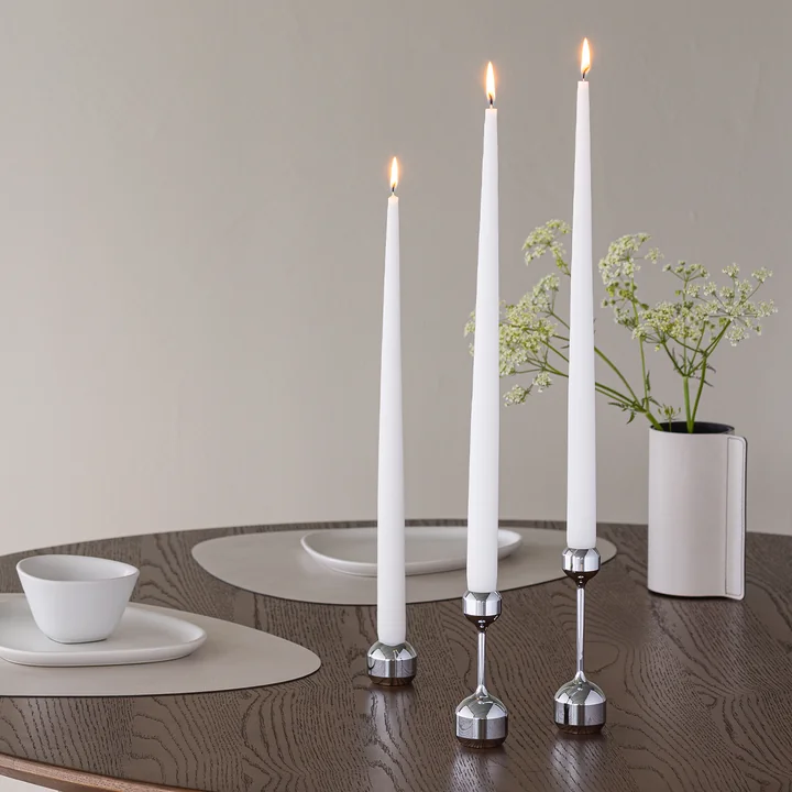 Silhouette Candlestick from Lind DNA in the finish silver
